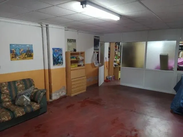 Local comercial en Novelda — 4