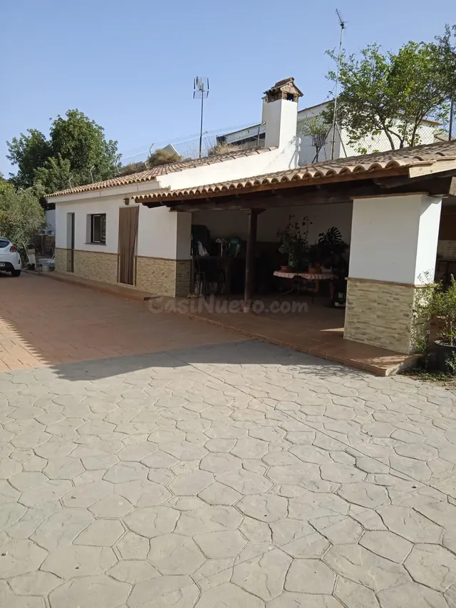 Chalet con terreno en Puerto de la Torre - foto 2