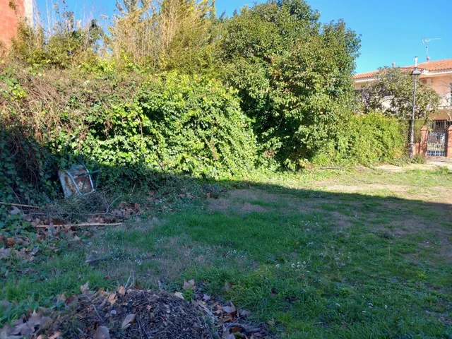 Conjunto urbano residencial + industrial a reformar con opci - foto 4