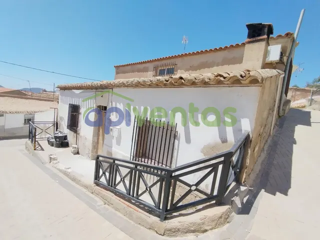 Casa de 2 plantas (EN PUJA) — 2