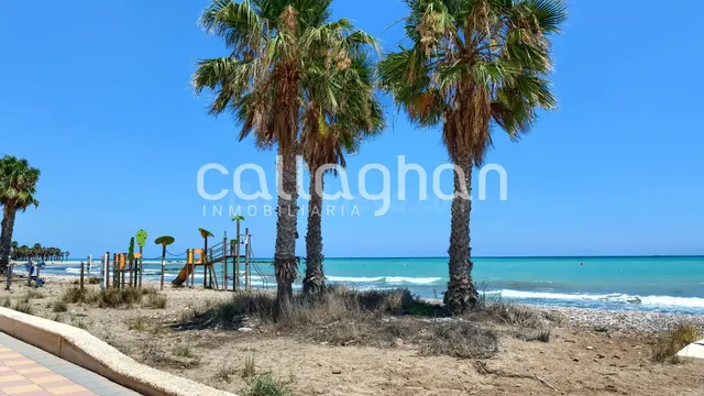Adosado pareado en venta con vistas al mar en Xilxes - foto 2