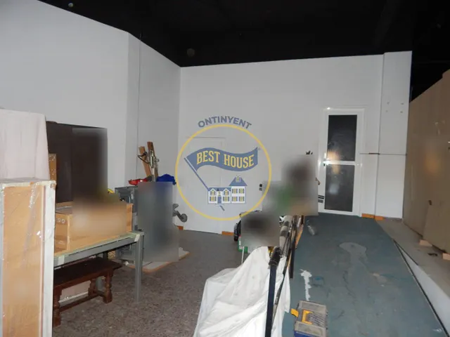 LOCAL COMERCIAL EN ONTINYENT EN SANT JOSEP — 11