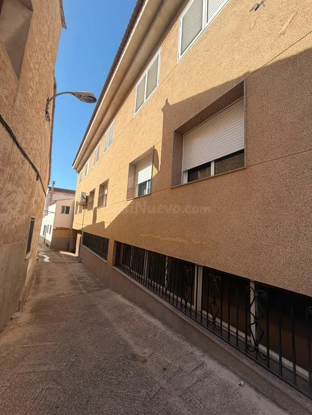 ESPECTACULAR Y AMPLIA VIVIENDA EN PRIMERA PLANTA CON GRAN BA - foto 5
