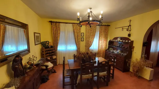 Magnifico Chalet con parcela de mas de 4.283m2 — 27