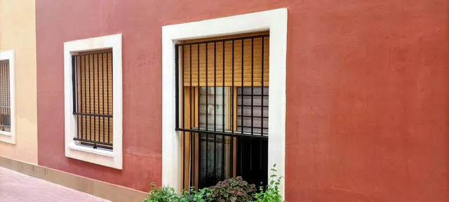 ¡OPORTUNIDAD!  PISO DE DOS DORMITORIOS EN PLANTA BAJA, XIRLES (POLOP) — 23