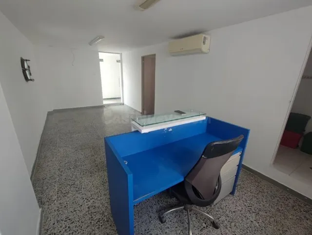 Local comercial 1 habitación 46m² en alquiler - Castillogran - foto 3