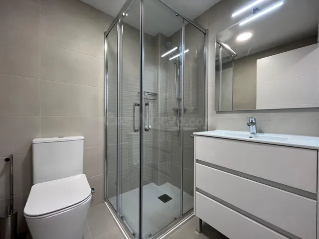 Habitación 6 habitaciones 147m² en alquiler - Barrio del Pil - foto 3