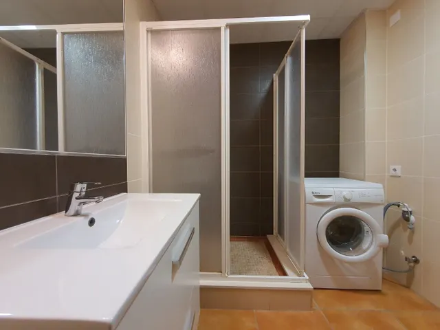 Piso 16 habitaciones en venta - Mercado — 42