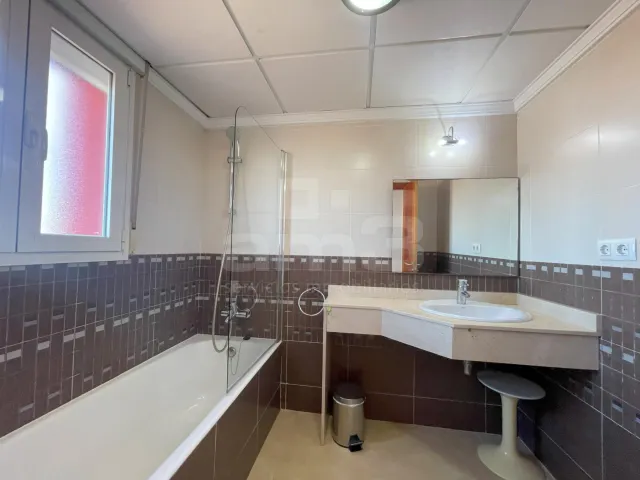 APARTAMENTOS Y DÚPLEX ESPECTACULARES  VISTAS AL MAR — 28