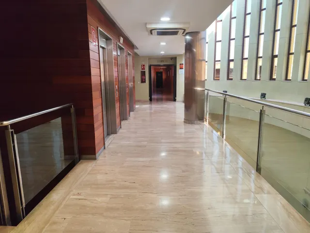 Edificio de  Oficina en el centro financiero y comercial! — 12