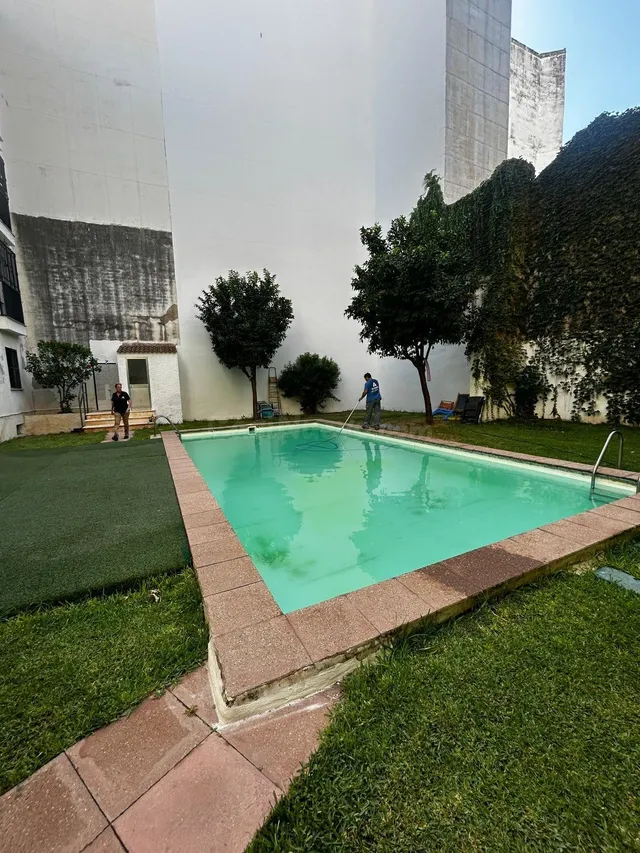 PISO CENTRO CON PISCINA !!!!! - foto 2