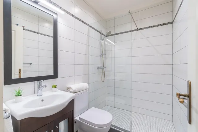 Maravillosa villa de una sola planta (aprox. 161 m2) con gran piscina privada. Cerca de colegios, del La Zenia Boulevard, ¡y a tan solo 15 minutos a pie de Playa Flamenca! — 28