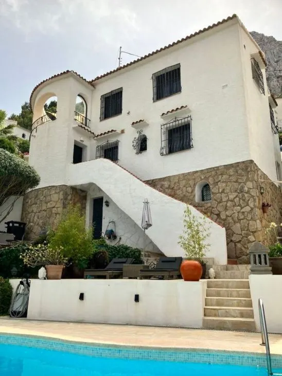 Villa 4 habitaciones en venta - Canuta