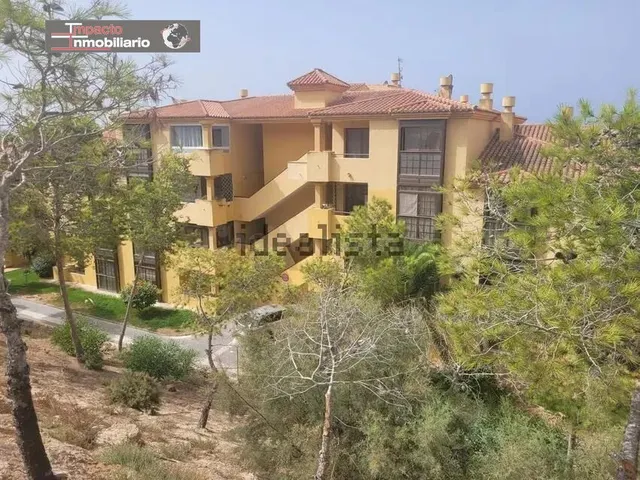 Piso en venta en Almerimar - foto 2