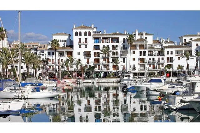 Chalet 4 habitaciones 271m² en venta - Costa del Sol — 42