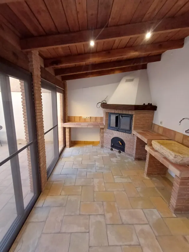 Amplia y Elegante Propiedad de Diseño en Venta por 249.000 € — 14