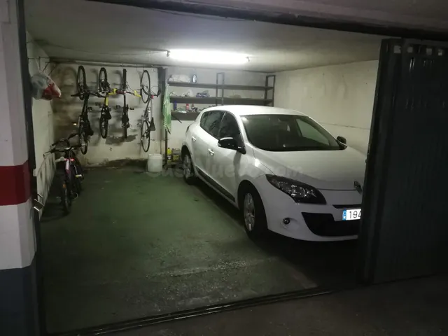 MONCASA VENDE 2 Plazas de garaje, cerradas - foto 4