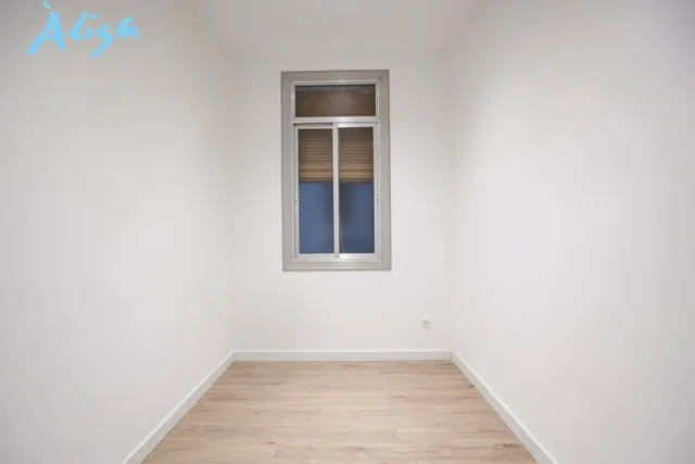 Piso en el Poblenou a 200 metros de la playa de Mar Bella — 16