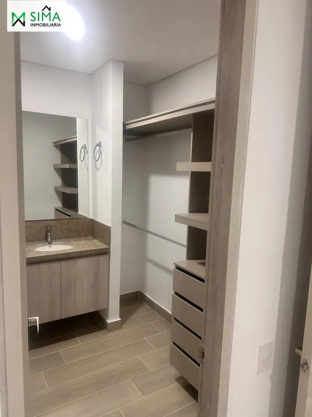 Vive en Serena del Mar: apartamento de 2 habitaciones con balcón — 6