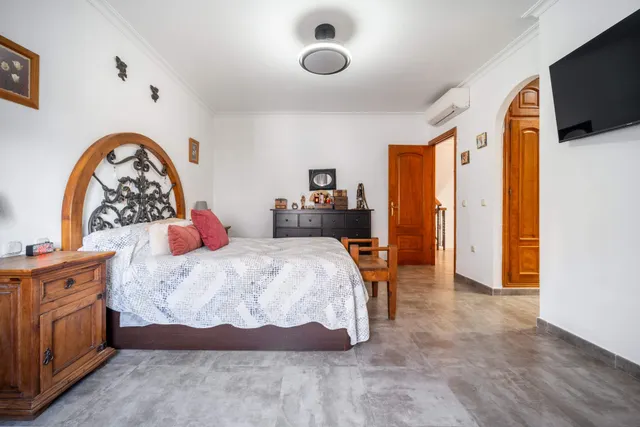 Exclusivo Chalet Pareado en Esquina – Cancelada (Estepona) — 12