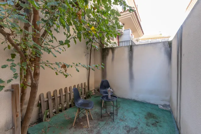 Amplia adosada en una de las mejores zonas de Churriana de la Vega — 10