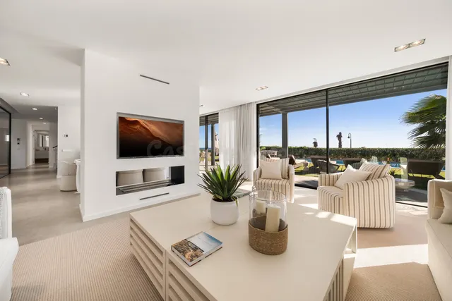 Chalet 5 habitaciones 552m² en venta - Costa Del Sol — 2