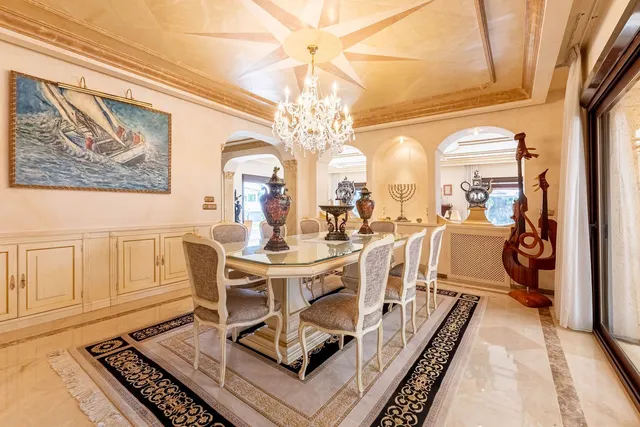 Chalet 7 habitaciones 852m² en venta - Marbella — 9