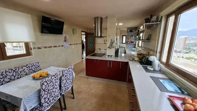 ESPECTACULAR CHALET EN BENIDORM CON APARTAMENTO DE VERANO — 12