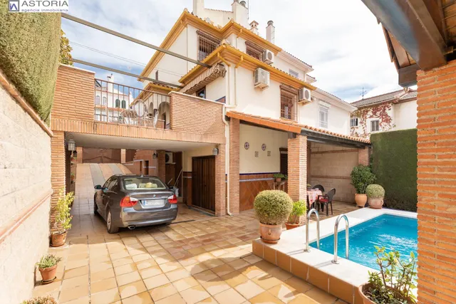 VIVIENDA PAREADA EN MONTELUZ — 12