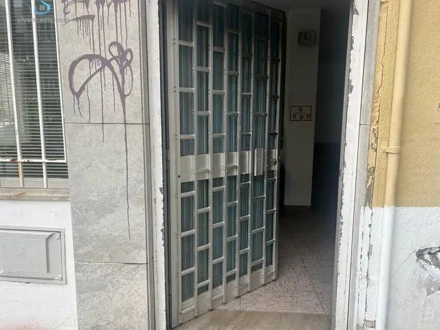 Local convertible en vivienda cerca del muelle — 8