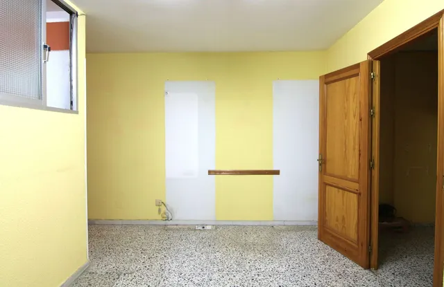 Local comercial 106m² en venta - South of spain — 9