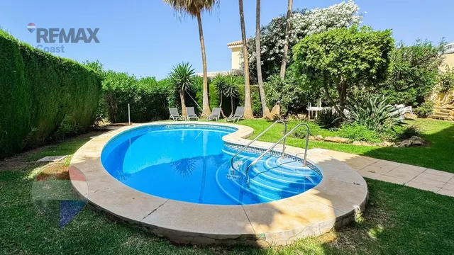 Villa Independiente con Vistas al Mar y Gran Potencial de Re - foto 3