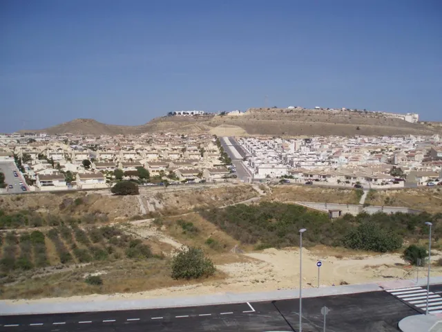 VILLA MODERNA DE NUEVA CONSTRUCCIÓN EN BENIJOFAR — 9