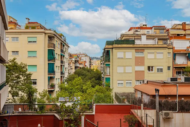 EXCLUSIVO PISO DE 153m2 CON 5 DORMITORIOS — 8
