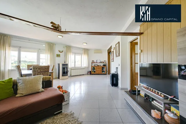CASA SERRAMAGRA — 10