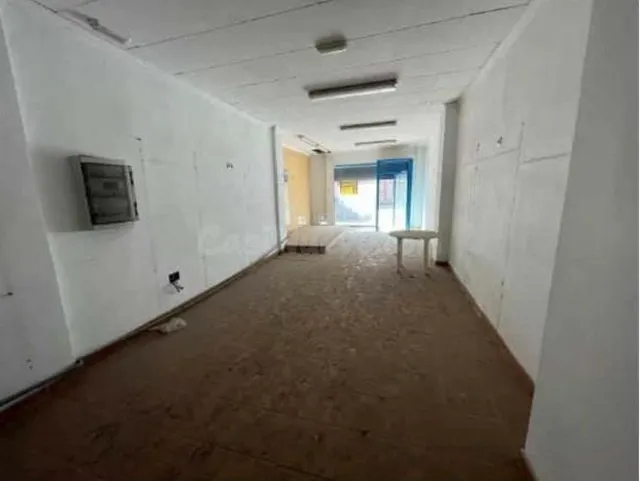 Bajo Comercial en zona de La Viña - foto 3