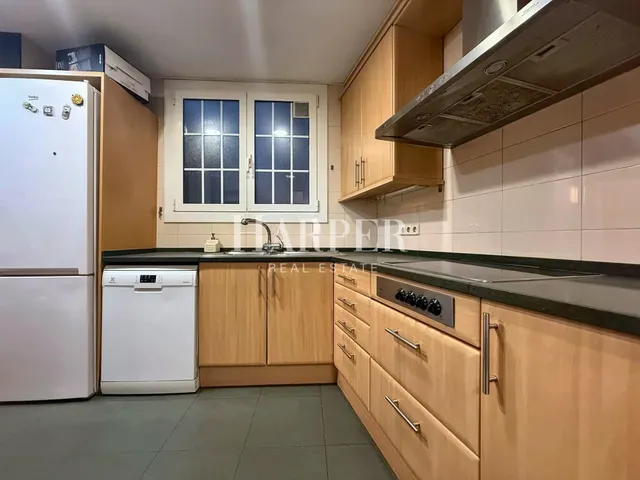 Amplio piso de 5 habitaciones con terraza en Sant Gervasi–Galvany, Barcelona — 21