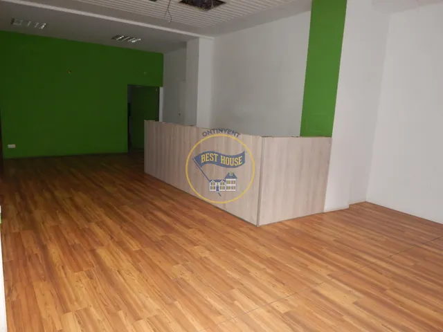 ESPACIOSO LOCAL CENTRICO EN ONTINYENT — 18