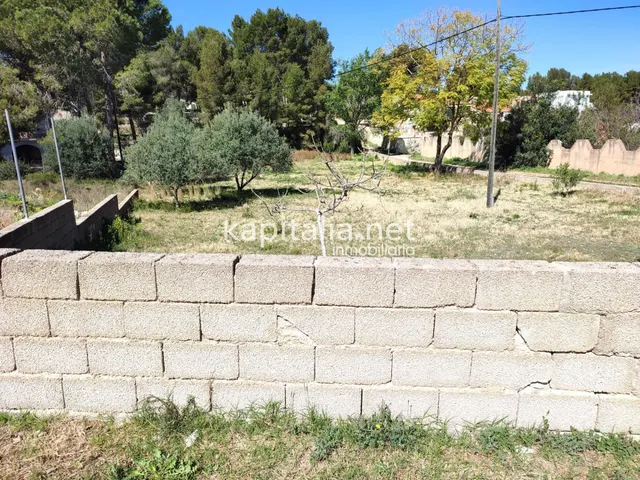 TERRENO URBANO A LA VENTA EN L´ALCUDIA DE CRESPINS. — 5