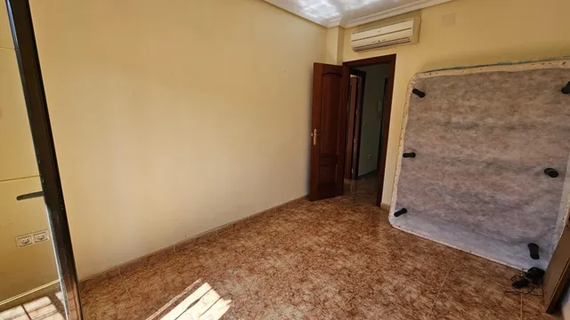 CAÑERO. Amplia Casa con cochera privada — 22