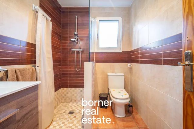 Casa con jardín en Sant Muç, Rubí — 28