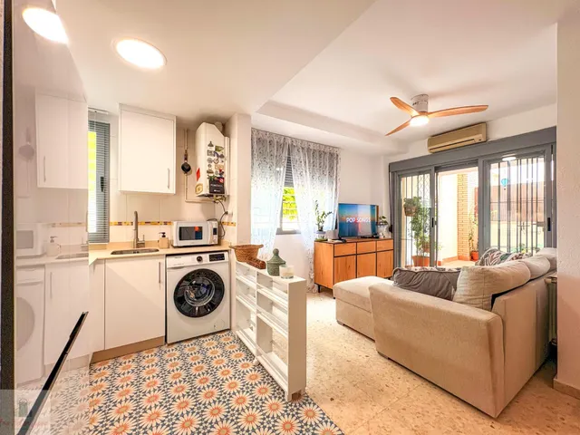 Apartamento de 2 dormitorios con patio, garaje y trastero en Ronda Sur — 6