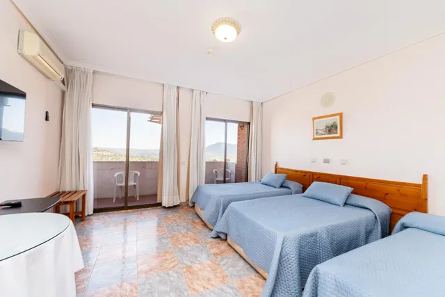 ACTIVO HOTELERO CON POTENCIAL DE INVERSIÓN Y RECONVERSIÓN – CEBREROS, ÁVILA — 37