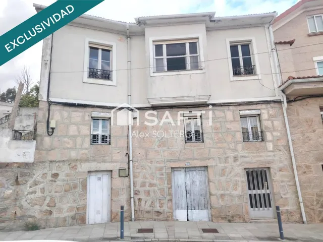 Casa rústica con finca, gran potencial en As Neves - foto 2