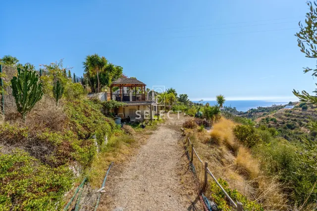 GRAN FINCA CON VISTAS AL MAR , LA HERRADURA — 47