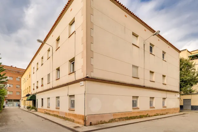 Espectacular piso, muy luminoso y listo para entrar a vivir en Prat de Llobregat!! — 32
