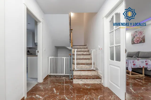 Encantadora Casa Reformada en Ogijares con Vistas y Espacios para Disfrutar — 10