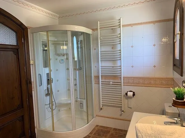 Villa 6 habitaciones 300m² en venta - Urbanizaciones — 33
