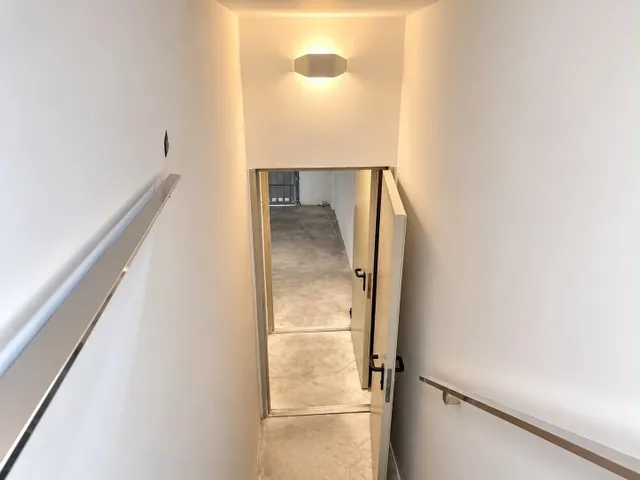 Moderno chalet adosado de 315m2 con gran garaje y piscina comunitaria — 26