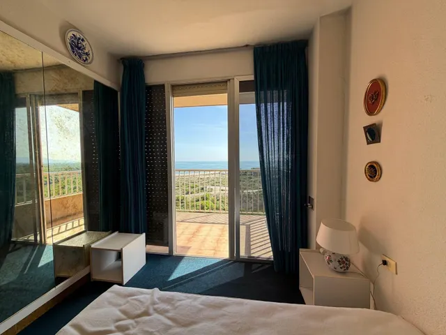 Duplex con dos terrazas y vistas al mar — 45